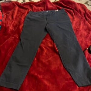 Old Navy Pixie cut sz 6